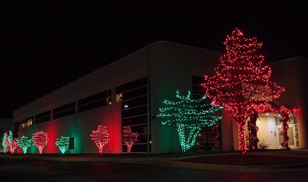 Synchronized Christmas Lighting Arlington, TX 1 9 1000x593 1